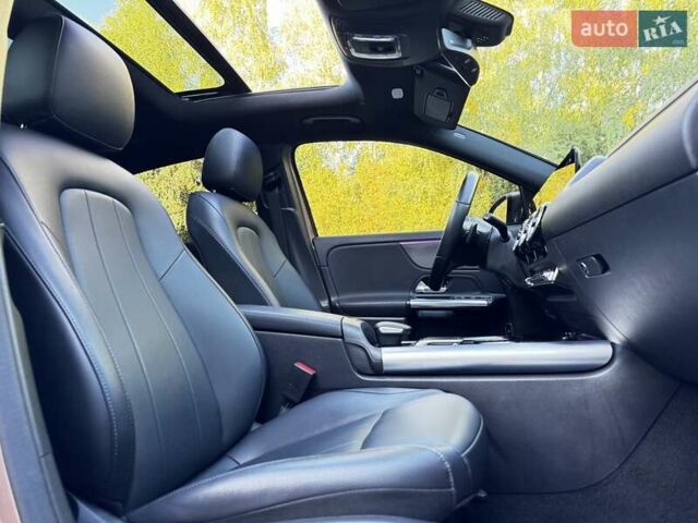 Коричневий Мерседес ГЛА-Клас, об'ємом двигуна 2 л та пробігом 93 тис. км за 29700 $, фото 31 на Automoto.ua