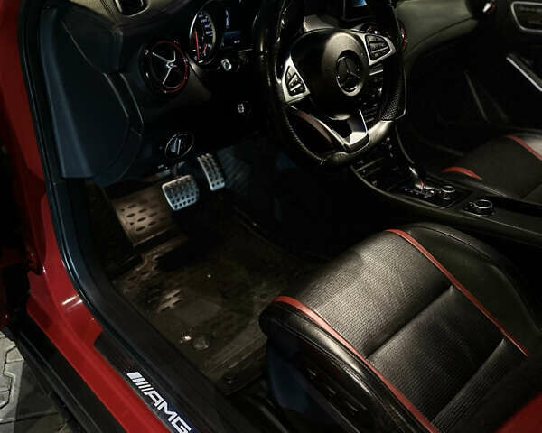 Красный Мерседес ГЛА-Класс, объемом двигателя 1.99 л и пробегом 239 тыс. км за 24999 $, фото 10 на Automoto.ua