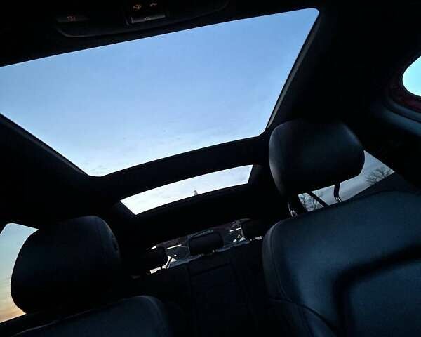 Красный Мерседес ГЛА-Класс, объемом двигателя 1.99 л и пробегом 155 тыс. км за 23200 $, фото 12 на Automoto.ua