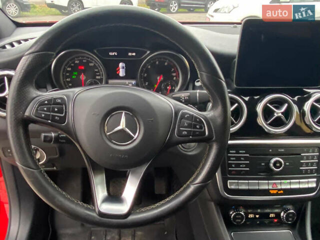 Красный Мерседес ГЛА-Класс, объемом двигателя 2 л и пробегом 139 тыс. км за 21500 $, фото 15 на Automoto.ua