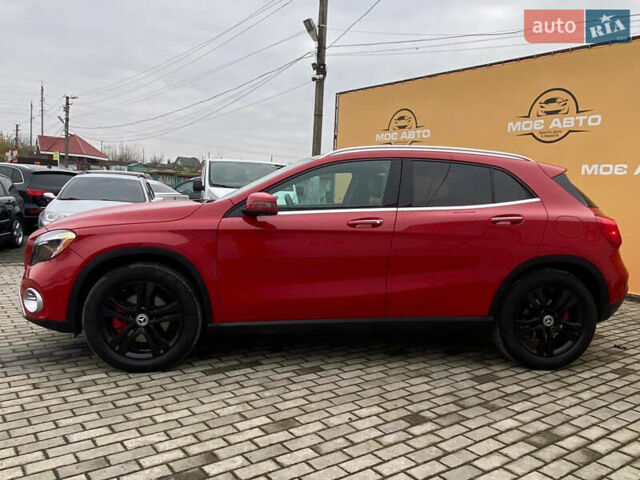 Красный Мерседес ГЛА-Класс, объемом двигателя 2 л и пробегом 139 тыс. км за 19999 $, фото 1 на Automoto.ua