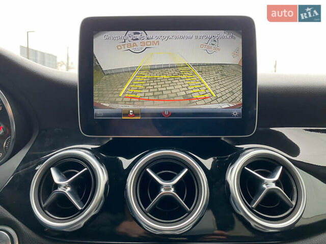 Красный Мерседес ГЛА-Класс, объемом двигателя 2 л и пробегом 139 тыс. км за 21500 $, фото 16 на Automoto.ua
