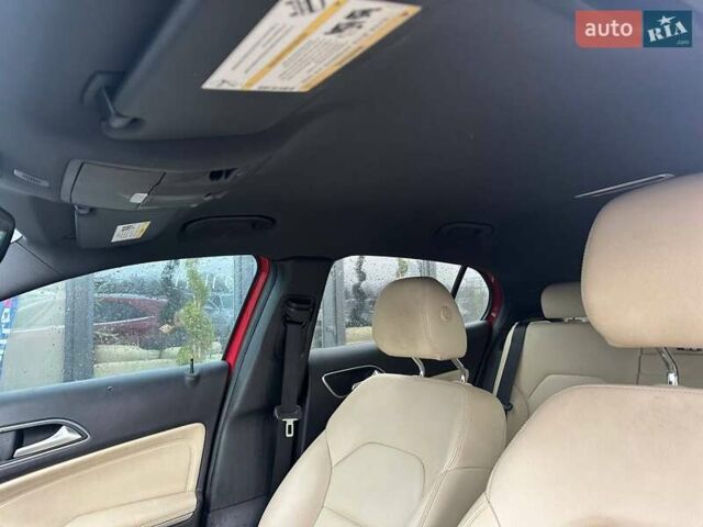 Красный Мерседес ГЛА-Класс, объемом двигателя 1.99 л и пробегом 215 тыс. км за 10900 $, фото 25 на Automoto.ua