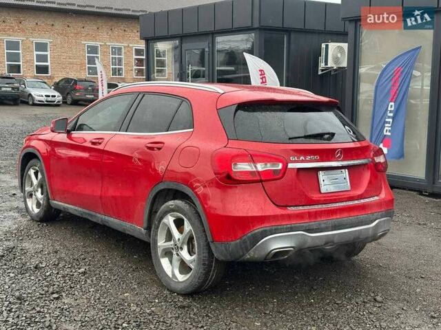 Красный Мерседес ГЛА-Класс, объемом двигателя 1.99 л и пробегом 215 тыс. км за 10900 $, фото 7 на Automoto.ua