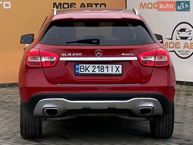Красный Мерседес ГЛА-Класс, объемом двигателя 2 л и пробегом 139 тыс. км за 19999 $, фото 3 на Automoto.ua