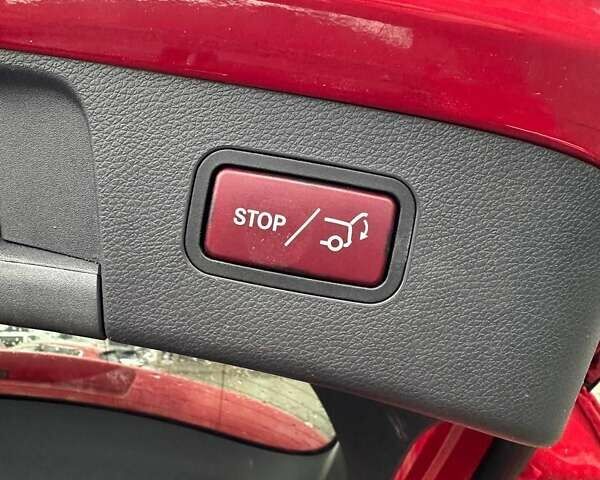 Красный Мерседес ГЛА-Класс, объемом двигателя 1.99 л и пробегом 215 тыс. км за 10900 $, фото 21 на Automoto.ua