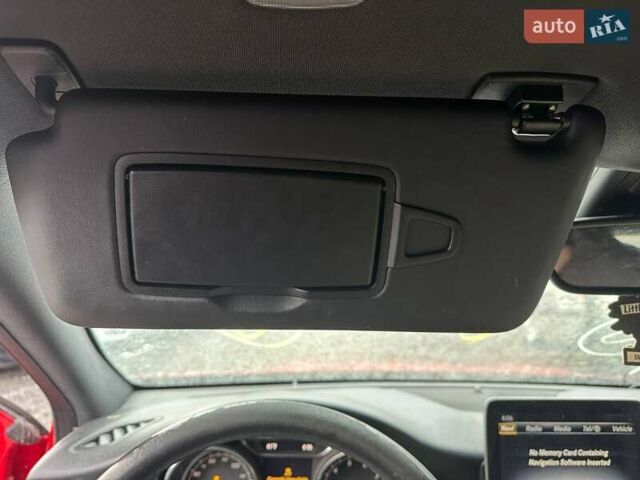 Красный Мерседес ГЛА-Класс, объемом двигателя 1.99 л и пробегом 215 тыс. км за 10900 $, фото 18 на Automoto.ua