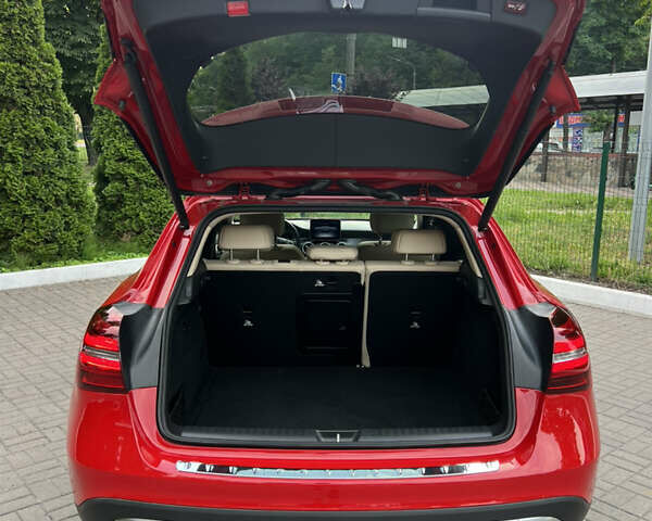 Красный Мерседес ГЛА-Класс, объемом двигателя 1.99 л и пробегом 29 тыс. км за 19999 $, фото 17 на Automoto.ua