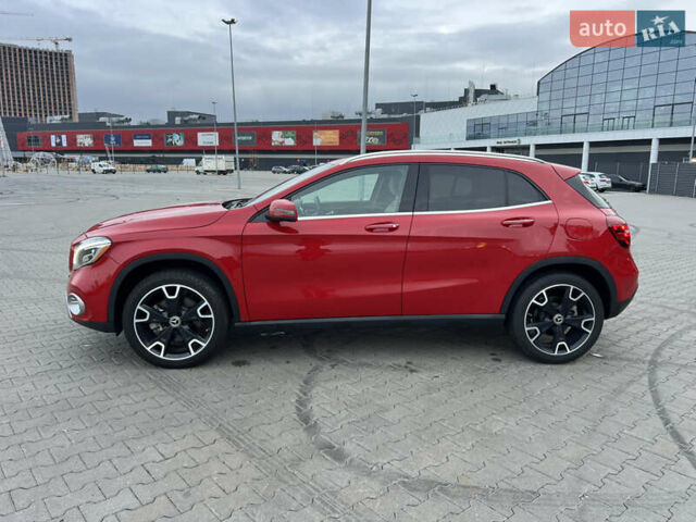 Красный Мерседес ГЛА-Класс, объемом двигателя 1.99 л и пробегом 29 тыс. км за 18999 $, фото 5 на Automoto.ua