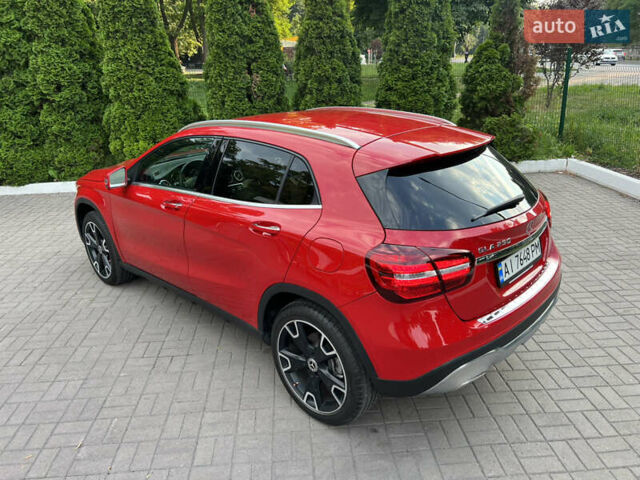 Красный Мерседес ГЛА-Класс, объемом двигателя 1.99 л и пробегом 29 тыс. км за 19999 $, фото 4 на Automoto.ua