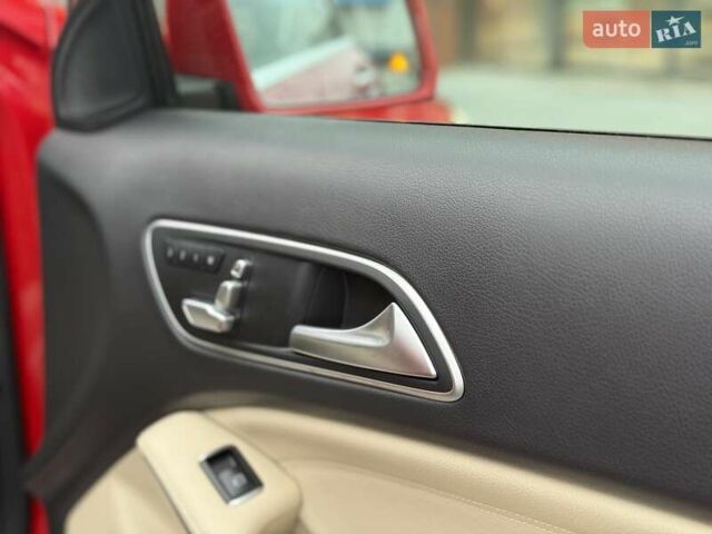 Червоний Мерседес ГЛА-Клас, об'ємом двигуна 1.99 л та пробігом 30 тис. км за 19950 $, фото 22 на Automoto.ua