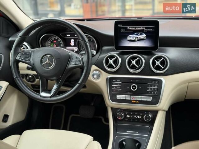 Червоний Мерседес ГЛА-Клас, об'ємом двигуна 1.99 л та пробігом 30 тис. км за 19950 $, фото 16 на Automoto.ua