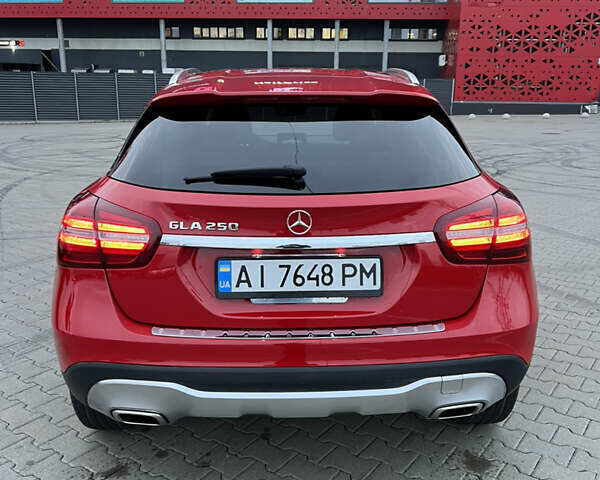 Красный Мерседес ГЛА-Класс, объемом двигателя 1.99 л и пробегом 29 тыс. км за 18999 $, фото 12 на Automoto.ua