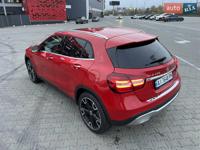 Красный Мерседес ГЛА-Класс, объемом двигателя 1.99 л и пробегом 29 тыс. км за 18999 $, фото 9 на Automoto.ua