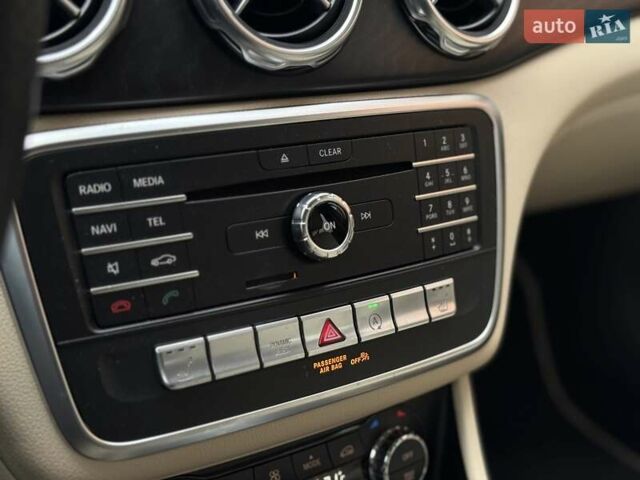 Червоний Мерседес ГЛА-Клас, об'ємом двигуна 1.99 л та пробігом 30 тис. км за 19950 $, фото 26 на Automoto.ua