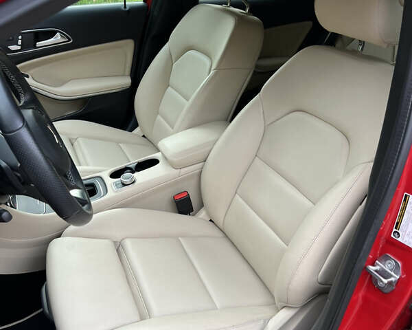 Красный Мерседес ГЛА-Класс, объемом двигателя 1.99 л и пробегом 29 тыс. км за 19999 $, фото 20 на Automoto.ua