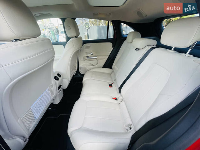 Червоний Мерседес ГЛА-Клас, об'ємом двигуна 1.99 л та пробігом 87 тис. км за 30000 $, фото 19 на Automoto.ua