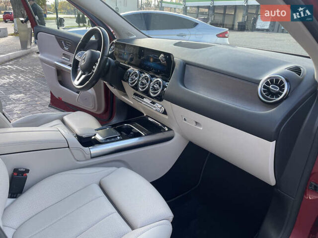 Червоний Мерседес ГЛА-Клас, об'ємом двигуна 1.99 л та пробігом 87 тис. км за 30000 $, фото 28 на Automoto.ua