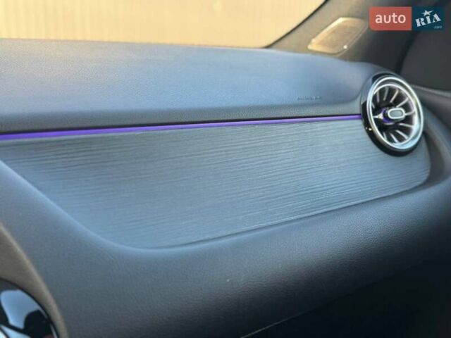 Красный Мерседес ГЛА-Класс, объемом двигателя 2 л и пробегом 72 тыс. км за 29000 $, фото 21 на Automoto.ua