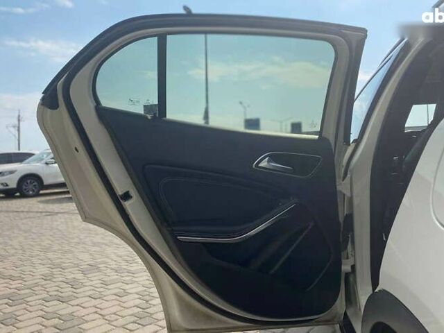 Мерседес ГЛА-Клас, об'ємом двигуна 2.1 л та пробігом 237 тис. км за 21800 $, фото 21 на Automoto.ua
