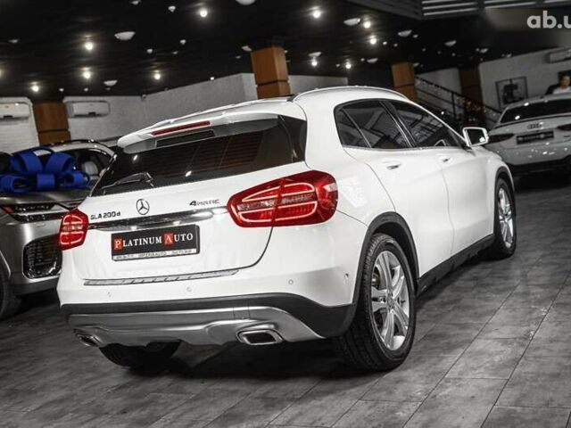 Мерседес ГЛА-Клас, об'ємом двигуна 2.1 л та пробігом 123 тис. км за 21900 $, фото 21 на Automoto.ua