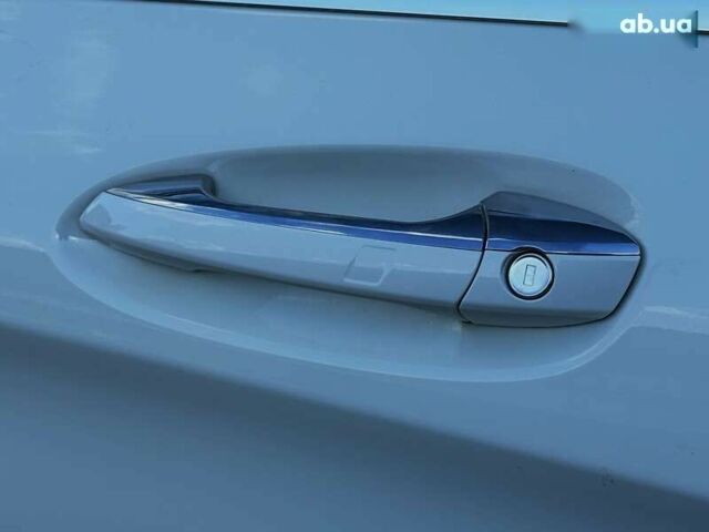 Мерседес ГЛА-Клас, об'ємом двигуна 2 л та пробігом 102 тис. км за 17299 $, фото 14 на Automoto.ua