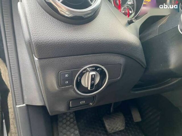 Мерседес ГЛА-Клас, об'ємом двигуна 2 л та пробігом 76 тис. км за 16500 $, фото 12 на Automoto.ua