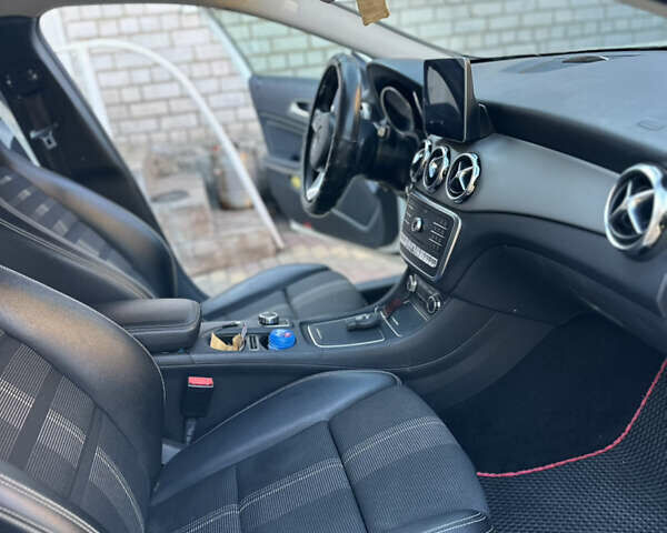 Мерседес ГЛА-Класс, объемом двигателя 2.14 л и пробегом 166 тыс. км за 24800 $, фото 11 на Automoto.ua