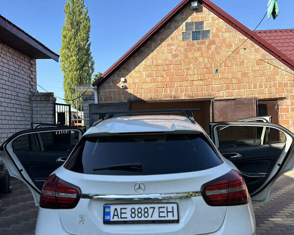 Мерседес ГЛА-Класс, объемом двигателя 2.14 л и пробегом 166 тыс. км за 24800 $, фото 4 на Automoto.ua