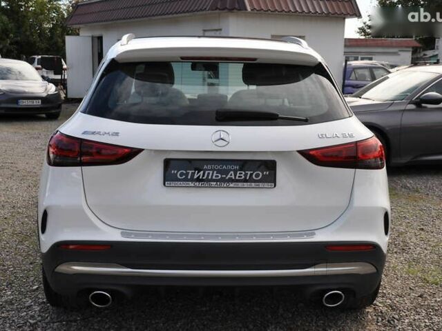 Мерседес ГЛА-Клас, об'ємом двигуна 2 л та пробігом 8 тис. км за 46000 $, фото 13 на Automoto.ua
