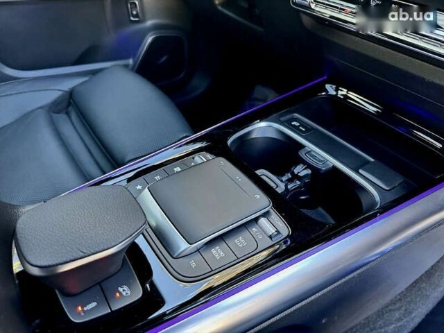Мерседес ГЛА-Клас, об'ємом двигуна 2 л та пробігом 14 тис. км за 56900 $, фото 19 на Automoto.ua