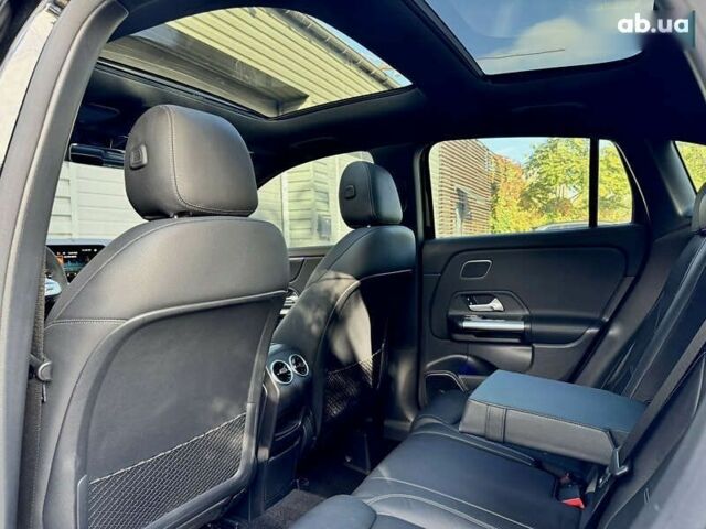 Мерседес ГЛА-Клас, об'ємом двигуна 2 л та пробігом 14 тис. км за 56900 $, фото 23 на Automoto.ua