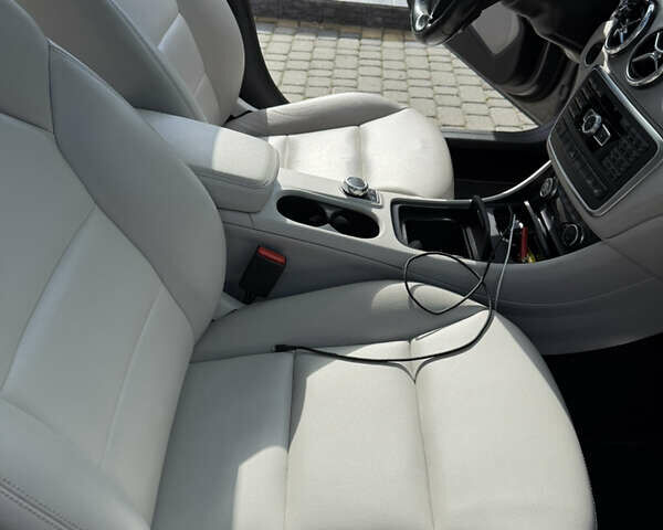 Мерседес ГЛА-Класс 2014 в Львове на Automoto.ua Серый Мерседес ГЛА-Класс, объемом двигателя 1.99 л и пробегом 149 тыс. км за 17900 $, фото 7 на Automoto.ua