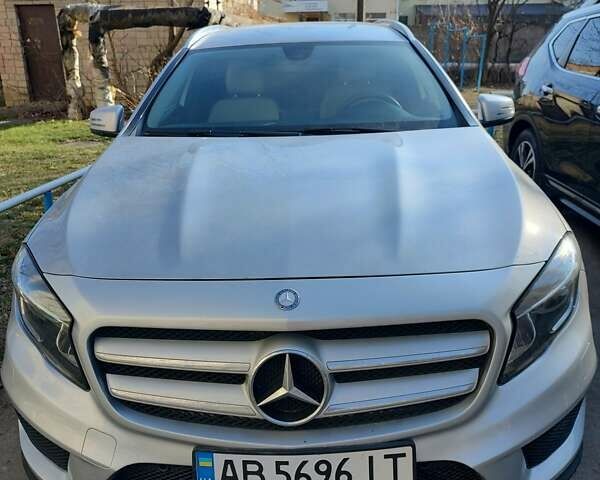 Сірий Мерседес ГЛА-Клас, об'ємом двигуна 1.99 л та пробігом 160 тис. км за 18100 $, фото 3 на Automoto.ua