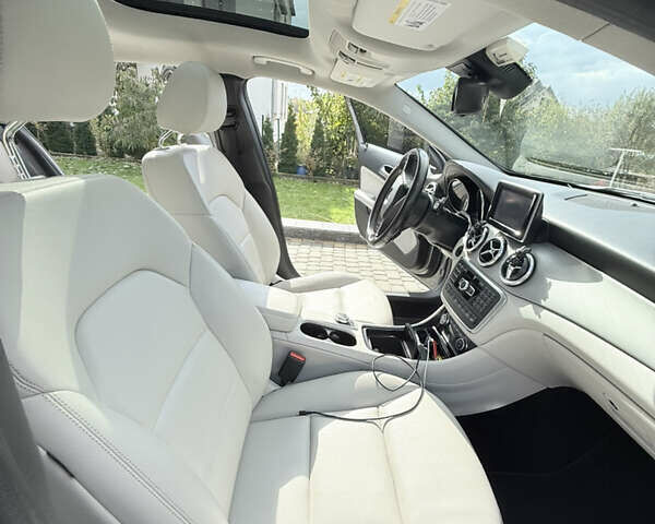 Мерседес ГЛА-Класс 2014 в Львове на Automoto.ua Серый Мерседес ГЛА-Класс, объемом двигателя 1.99 л и пробегом 149 тыс. км за 17900 $, фото 4 на Automoto.ua