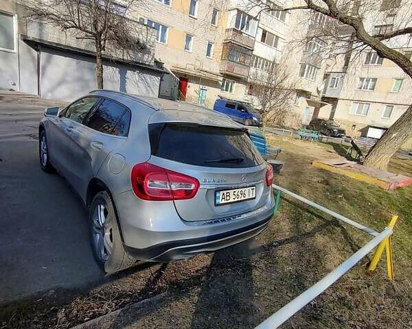 Сірий Мерседес ГЛА-Клас, об'ємом двигуна 1.99 л та пробігом 160 тис. км за 18100 $, фото 7 на Automoto.ua