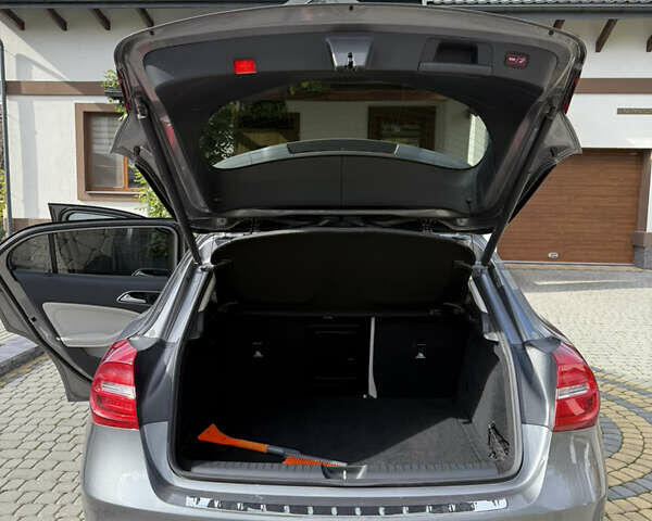 Мерседес ГЛА-Класс 2014 в Львове на Automoto.ua Серый Мерседес ГЛА-Класс, объемом двигателя 1.99 л и пробегом 149 тыс. км за 17900 $, фото 16 на Automoto.ua