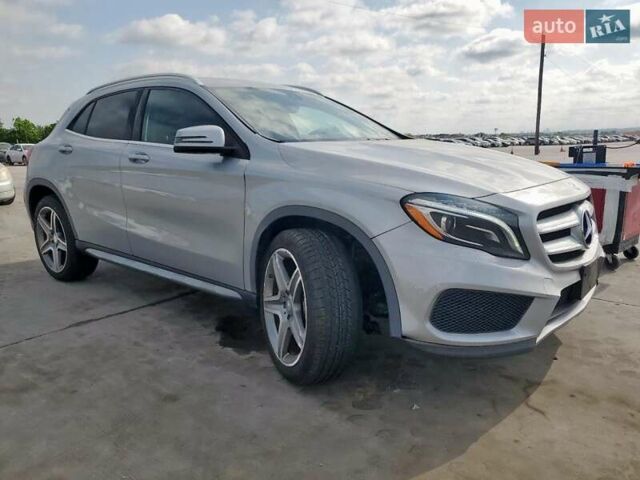 Серый Мерседес ГЛА-Класс, объемом двигателя 1.99 л и пробегом 87 тыс. км за 2950 $, фото 3 на Automoto.ua