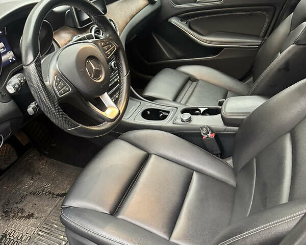 Сірий Мерседес ГЛА-Клас, об'ємом двигуна 1.99 л та пробігом 107 тис. км за 18500 $, фото 8 на Automoto.ua