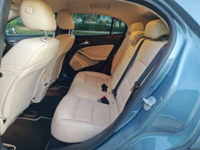 Серый Мерседес ГЛА-Класс, объемом двигателя 2 л и пробегом 113 тыс. км за 9500 $, фото 10 на Automoto.ua