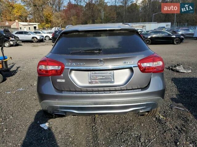 Серый Мерседес ГЛА-Класс, объемом двигателя 1.99 л и пробегом 104 тыс. км за 4000 $, фото 5 на Automoto.ua