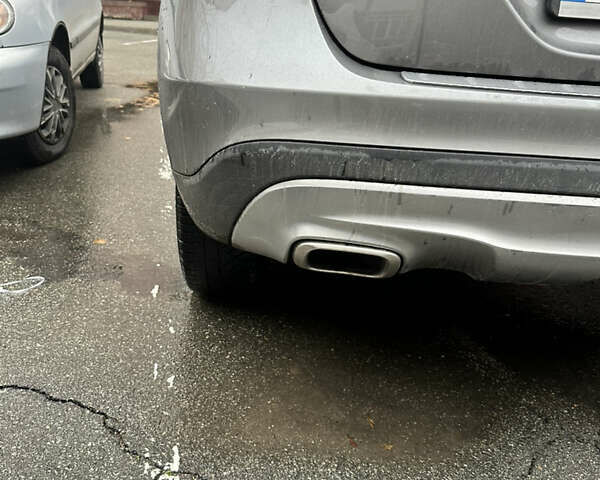 Сірий Мерседес ГЛА-Клас, об'ємом двигуна 1.99 л та пробігом 107 тис. км за 18500 $, фото 4 на Automoto.ua