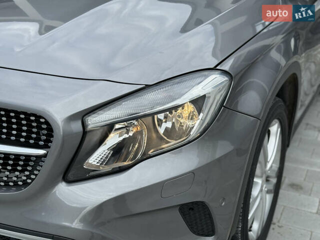 Серый Мерседес ГЛА-Класс, объемом двигателя 1.99 л и пробегом 83 тыс. км за 18500 $, фото 18 на Automoto.ua