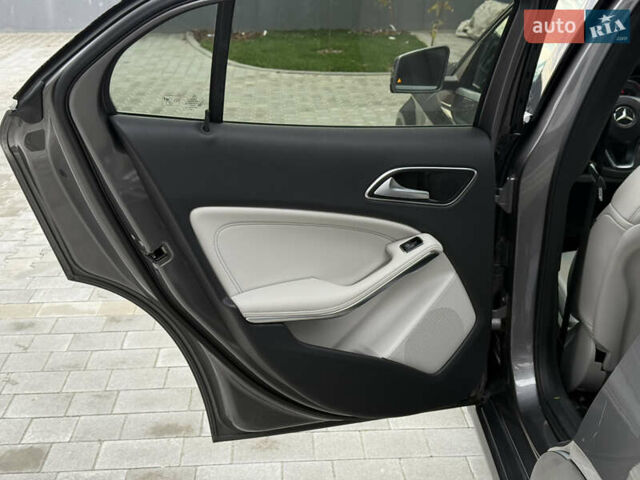 Сірий Мерседес ГЛА-Клас, об'ємом двигуна 2 л та пробігом 83 тис. км за 16700 $, фото 32 на Automoto.ua