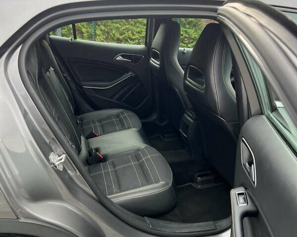 Серый Мерседес ГЛА-Класс, объемом двигателя 1.6 л и пробегом 125 тыс. км за 20000 $, фото 13 на Automoto.ua