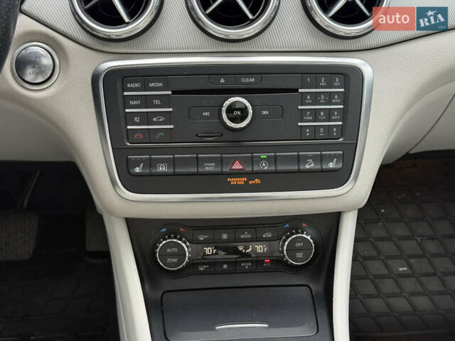 Серый Мерседес ГЛА-Класс, объемом двигателя 1.99 л и пробегом 83 тыс. км за 18500 $, фото 41 на Automoto.ua