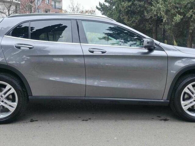 Сірий Мерседес ГЛА-Клас, об'ємом двигуна 2 л та пробігом 90 тис. км за 13200 $, фото 5 на Automoto.ua