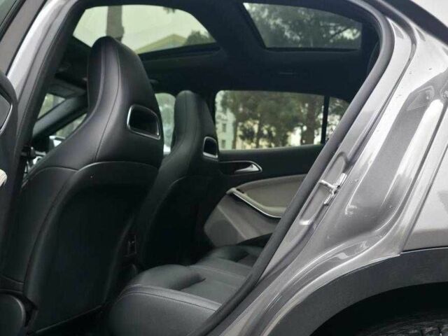 Сірий Мерседес ГЛА-Клас, об'ємом двигуна 2 л та пробігом 90 тис. км за 13200 $, фото 8 на Automoto.ua