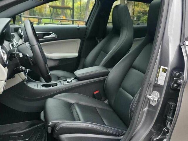 Сірий Мерседес ГЛА-Клас, об'ємом двигуна 2 л та пробігом 90 тис. км за 13200 $, фото 7 на Automoto.ua