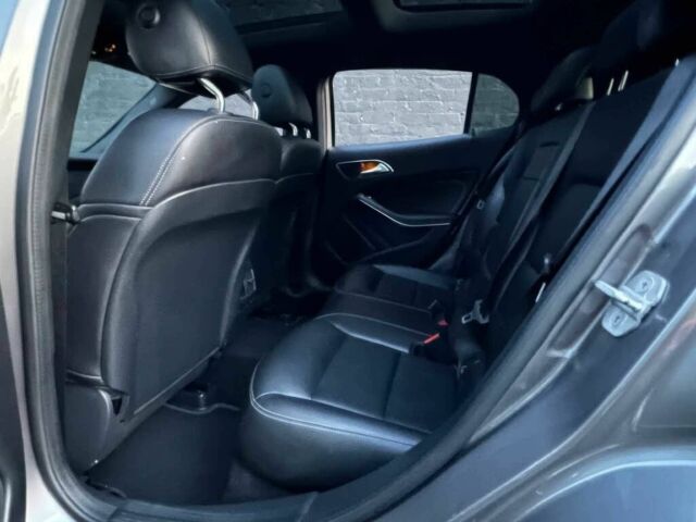 Мерседес ГЛА-Класс 2018 в Ужгороде на Automoto.ua Серый Мерседес ГЛА-Класс, объемом двигателя 2 л и пробегом 32 тыс. км за 12700 $, фото 10 на Automoto.ua